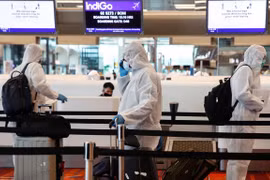 Singapour resserre la surveillance des entrées 