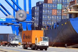 Le gouvernement s’emploie à développer les services logistiques 