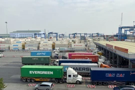 Au 15 mars, le Vietnam affiche un excédent commercial de près de 3 milliards de dollars