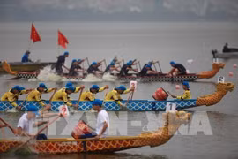 Ouverture du festival de courses des bateaux-dragons de Hanoï élargi 2019