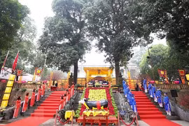 Hanoï : reconstitution de rites royaux dans la Cité impériale de Thang Long