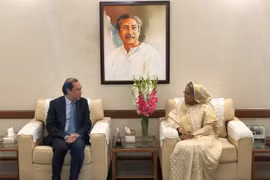 L'envoyé spécial du Premier ministre en visite au Bangladesh