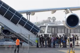Isolement obligatoire pour les passagers entrant au Cambodge par voie aérienne