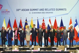 Activités du PM Nguyen Xuan Phuc au 33e Sommet de l'ASEAN et aux réunions connexes