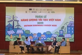 Colloque sur la finance verte pour les énergies renouvelables dans l'industrie 