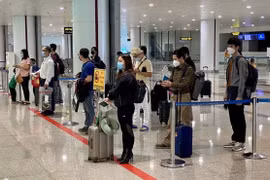 Le Vietnam renforce la lutte contre la contrebande par voie aérienne