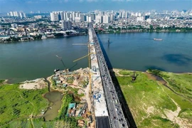 Hanoï: la 2e phase du pont Vinh Tuy sera ouverte à la circulation avant le 2 septembre