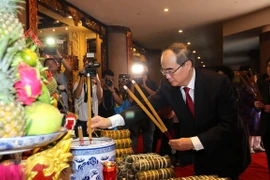 Hommage aux rois Hung à Ho Chi Minh-Ville