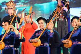 Le chant then, un art folklorique unique des minorités Tày, Thai et Nung 