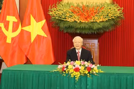 Vietnam-Cuba: conversation téléphonique entre Nguyen Phu Trong et Miguel Diaz-Canel Bermudez