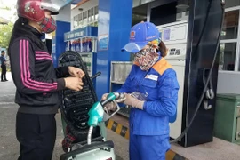 Les prix de l'essence augmentent après huit fois de chute