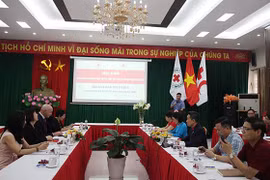Les Croix-Rouges vietnamienne et canadienne coopèrent dans des activités humanitaires