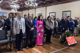 Délégués au meeting. Photo: VNA