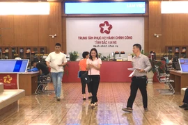 Au Centre des services publics de Bac Giang. Photo: hcc.bacgiang.gov.vn