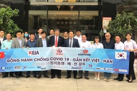 VKBIA et KORCHAM coordonnent leurs efforts pour lutter contre le COVID-19 au Vietnam