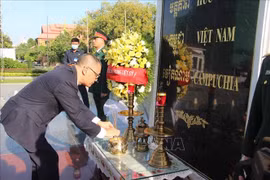 Célébration de la Fête nationale du Vietnam à Cuba et au Cambodge