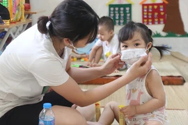 Renforcer les solutions pour protéger et soigner les enfants touchés par l'épidémie de COVID-19