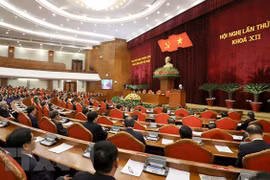 Le 15e Plénum du Comité central du Parti du 12e mandat