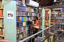 Hanoï : la plus ancienne librairie dans la rue Dinh Le 