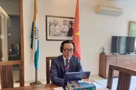 Le Vietnam partage ses politiques de développement post-COVID-19