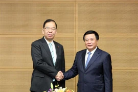Poursuite des activités d'une délégation du Parti communiste du Vietnam au Japon