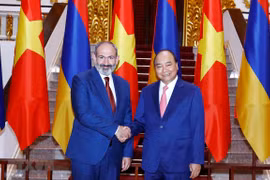 Le Premier ministre arménien termine sa visite officielle au Vietnam