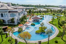 COVID-19 : Vietnam Airlines et Vinpearl offiront 5.000 forfaits vacances au personnel de santé