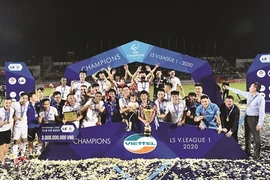 Le football vietnamien se prépare à marquer les compétitions asiatiques