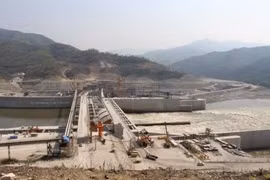 Can Tho : 2e conférence sur la consultation nationale à propos du projet hydroélectrique de Pak Lay 