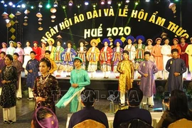Clôture de la fête de l’« Ao dài » et du festival gastronomique de Huê 2020