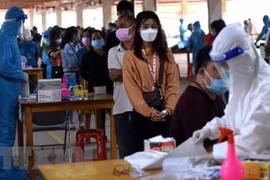 La province de Dong Nai aide les entreprises à rétablir la production