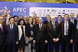 Le Vietnam prône la coopération avec les investisseurs étrangers