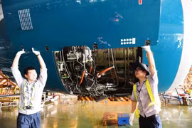 Le Vietnam veut devenir un centre de réparation et de maintenance d'avions de stature mondiale
