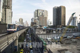 La Thaïlande encourage les investissements dans les infrastructures