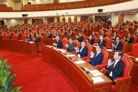 Troisième journée de travail du 5e Plénum du Comité central du Parti du 13e mandat