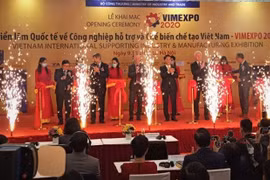 Ouverture du salon international sur l'industrie auxiliaire VIMEXPO 2020