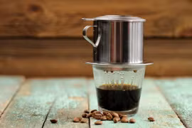 La culture du café vietnamien apparaît sur le magazine Forbes