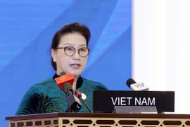La présidente de l’AN Nguyen Thi Kim Ngan à la séance plénière de l'UIP-140