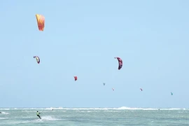 Ninh Thuan lancera la Semaine internationale du kitesurf 2022