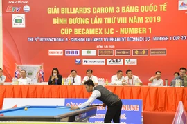 Billard de carrom à trois bandes : clôture de la Coupe Becamex IJC - Number 1- 2019