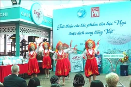 Présentation des œuvres littéraires russes en langue vietnamienne à Ho Chi Minh-Ville