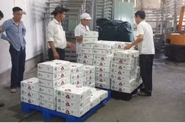 Les premiers lots de litchis vietnamiens arrivent au Japon