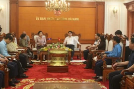 Syndicat : une délégation du Laos en visite dans la province de Ha Nam