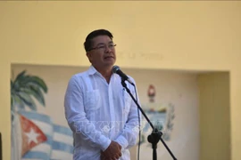 Célébration du 60e anniversaire de l'établissement des relations diplomatiques Vietnam-Laos à Cuba