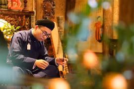 Exposition des patrimoines culturels et instruments musicaux traditionnels vietnamiens en France