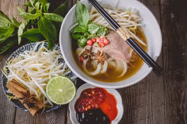 Le banh mi, le café et le pho vietnamiens parmi les meilleurs plats de rue en Asie