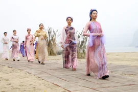 Une exposition sur l’Ao dai Quang Ninh 2022