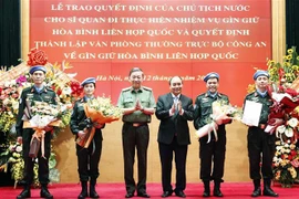 Le président exhorte la Police populaire à redoubler d’efforts pour accomplir sa mission de maintien de paix de l’ONU