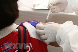 Le Cambodge détecte le premier cas communautaire d'infection par le variant Omicron