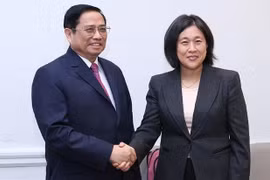 Le PM Pham Minh Chinh rencontre la représentante au Commerce des États‑Unis